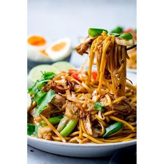 Mee Goreng Spicy Noodles