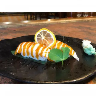 Nigiri Salmón Teriyaki