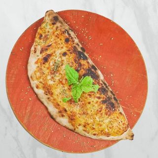 Pizza calzone 