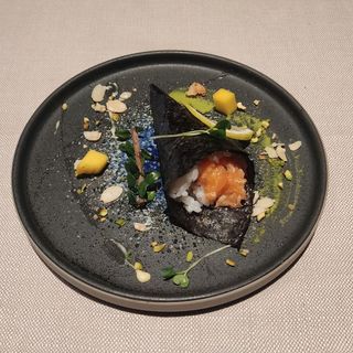 TEMAKI TARTAR SALMONE PICCANTE