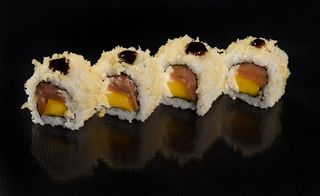 Урамаки Хрупкава сьомга (4бр)