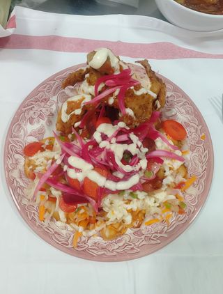 Pollo Con Tajadas De Plátano Macho