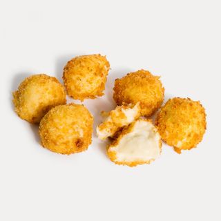 Croquetas de queso Idiazabal y piparras