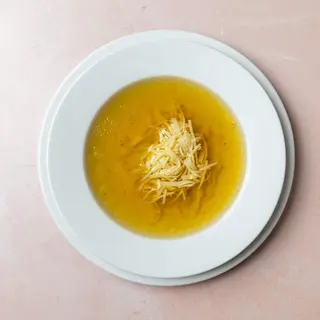 Goveđa supa sa rezancima