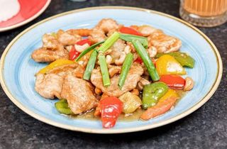 Kurczak z warzywami z woka