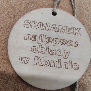 Golonka gotowana + ziemniaki / kasza + surówka + ZUPA za 1 zł