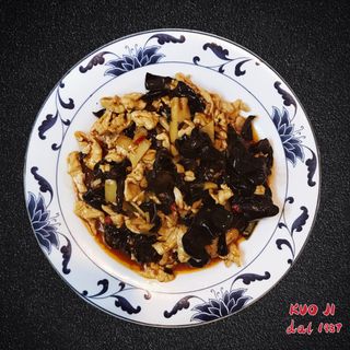 67a  -Maiale in salsa yu-xiang ( piccante)