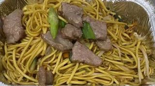 64 Spaghetti con manzo