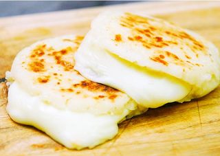 1. Arepa De Queso Costeño