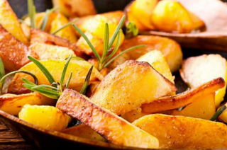 Patate forno con buccia