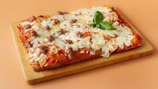 Metà Margherita e metà salsiccia 30x40 per 3 persone circa