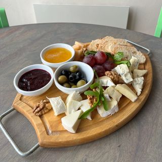 Антіпасті сирна (300г)