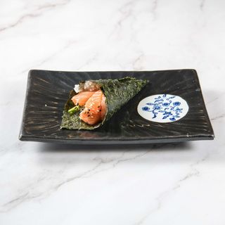 153 - Sake avocado temaki salmone e avocado