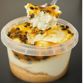VASITO DE YOGURT & MANGO, MIEL Y FRUTOS SECOS