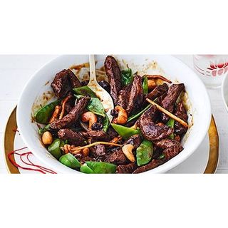 Dry Chilly Beef With Cashewnuts