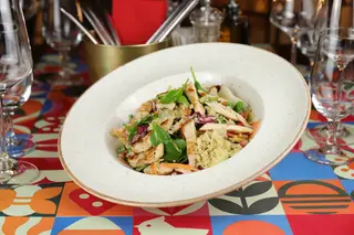 Salata sa halumi sirom