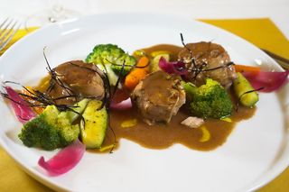 Tagliata di manzo selezionato alle verdure e odori - 250 g