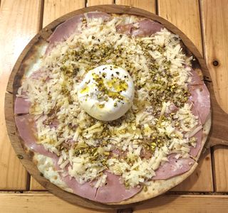 Pizze Bianche Pistacchio E Mortadella (33 Cm.)