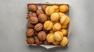 Орешки ассорти M