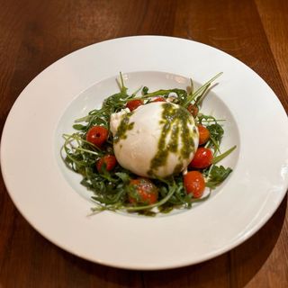 Ensalada de burrata