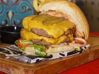 Double Cheeseburger