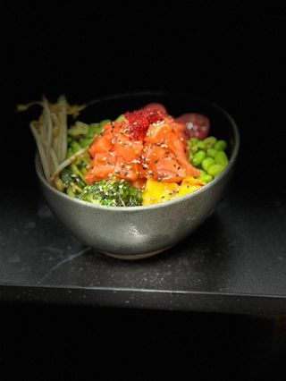 POKÉ BOWL DE SALMÓN