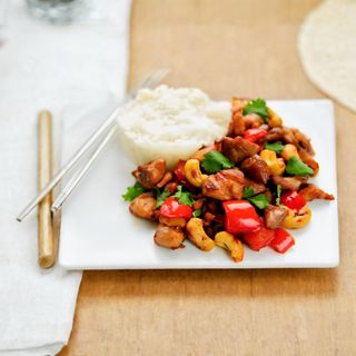 Курица по-тайски с рисом