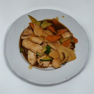 30. Pollo con verdure miste