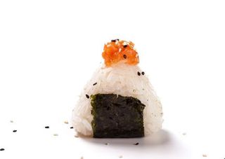 222 Onigiri spicy salmon