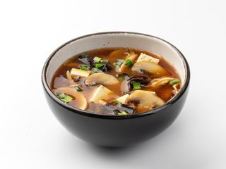 Місо суп з печерицями та гливами