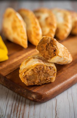 Empanada De Carne Picante