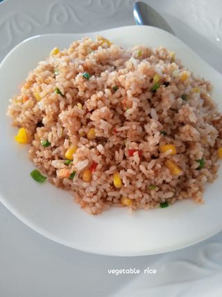 Fried Rice With Chicken, Prawns And Vegetables,