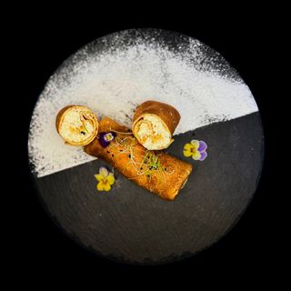    Налисники з домашнім сиром та курагою 