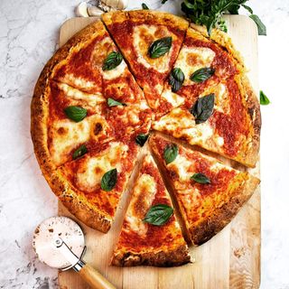 Margherita pizza