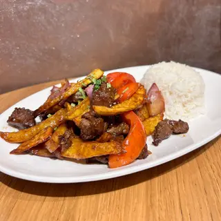 Lomo Saltado