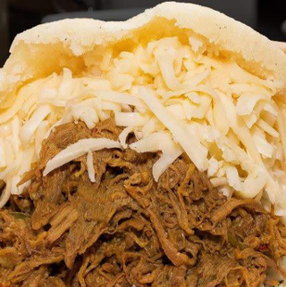 Arepa La Pelúa