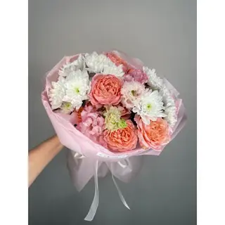 Bukiet More