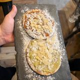 Pizzeta con dulce de leche