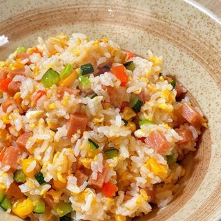 扬州炒饭 riso saltato “yangzhou”