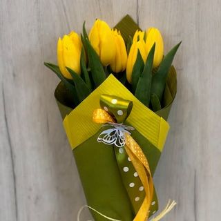 Kornet z 10 tulipanów