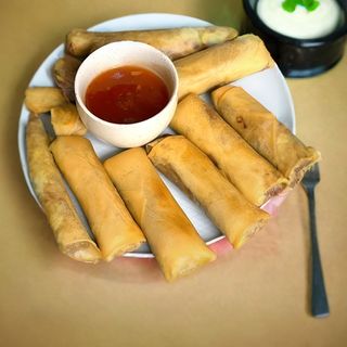 Zestaw sajgon wegetariańky  10szt