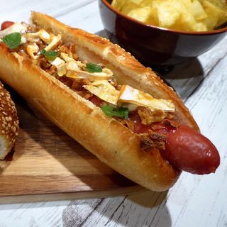 Frankfurt, Formatge De Cabra, Jalapeños i mostassa de mel