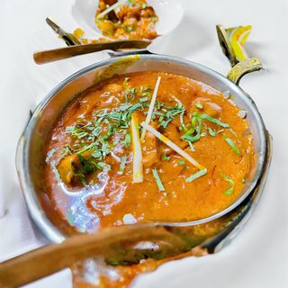 Borrego Keema Mattar( Lamb keema mattar)