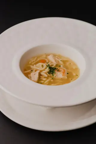 Pileća supa sa nudlama