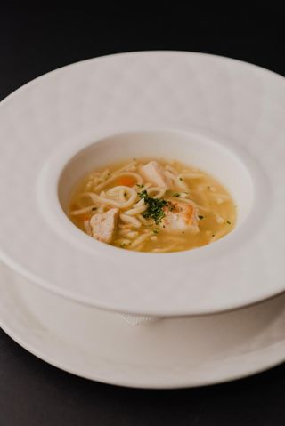 Pileća supa sa nudlama