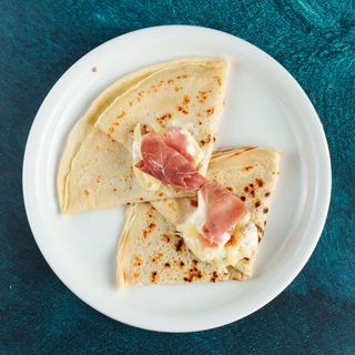 Slane palačinke sa pršutom