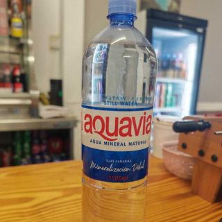 Agua 1.5 litros sin gas 