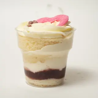 Десерт Молочная девочка (150г)