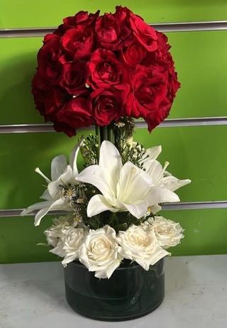 Roses Rouges, Roses Blanches & Lys