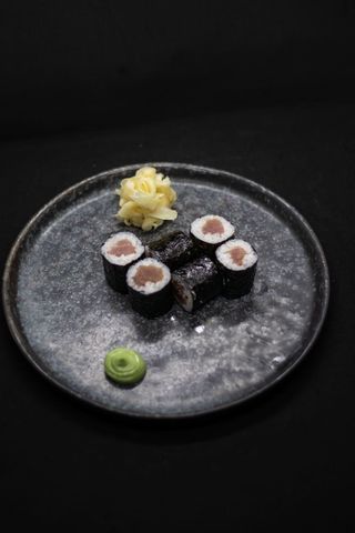 Туна макі (120г)